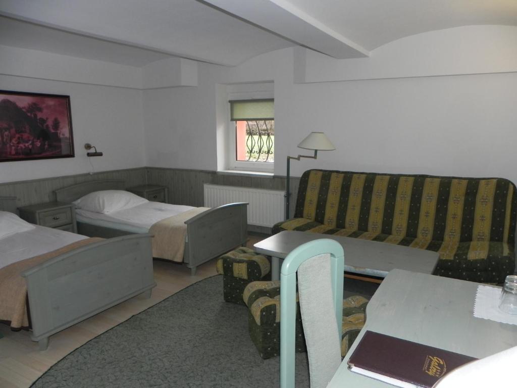Pensjonat Galery Swiebodzice Room photo